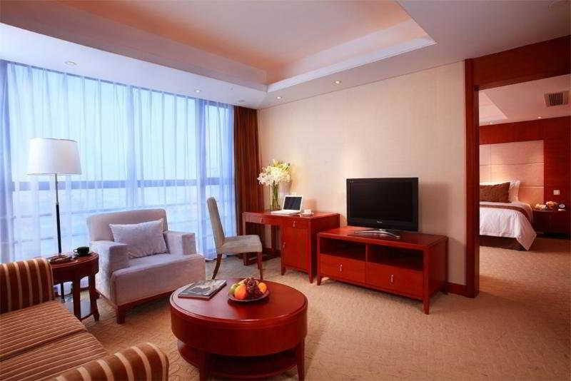 Howard Johnson All Suites Hotel Suzhou Σουτσόου Δωμάτιο φωτογραφία